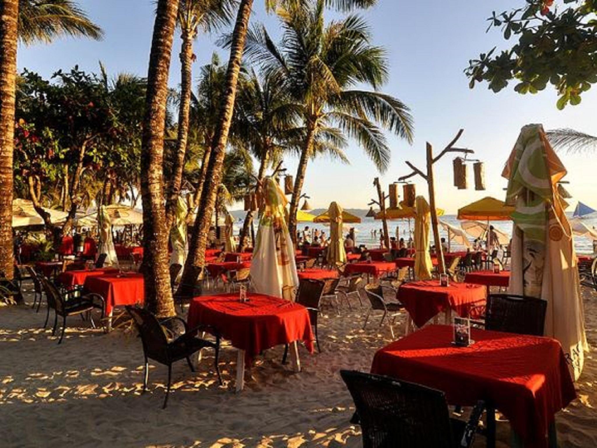 Hotel Red Coconut Boracay