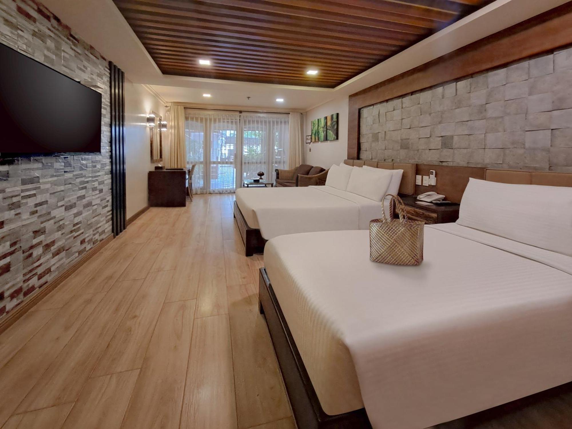 Hotel Red Coconut Boracay 4*