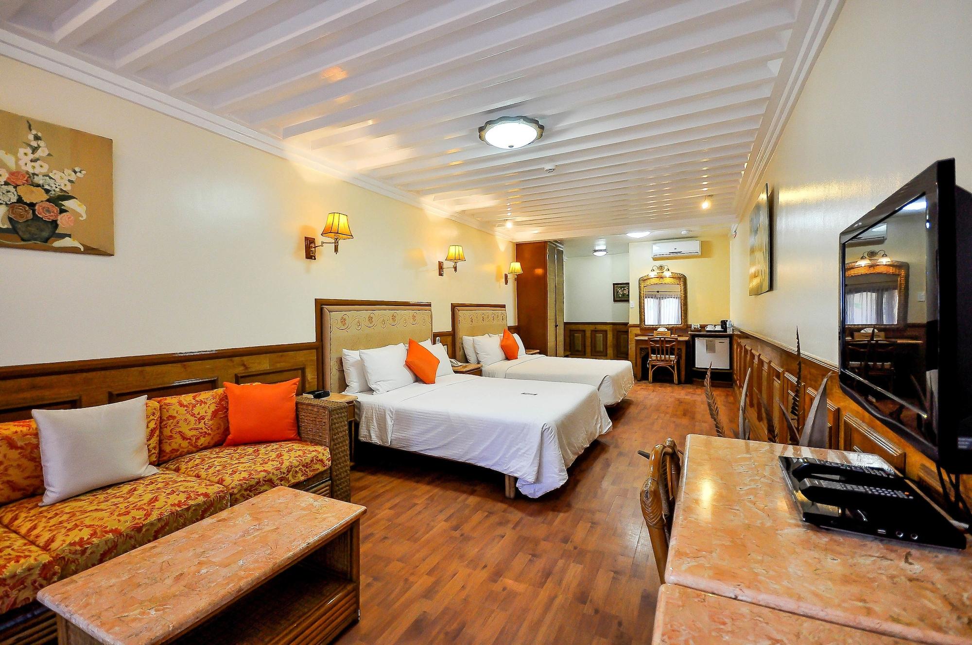 Red Coconut Boracay 4*