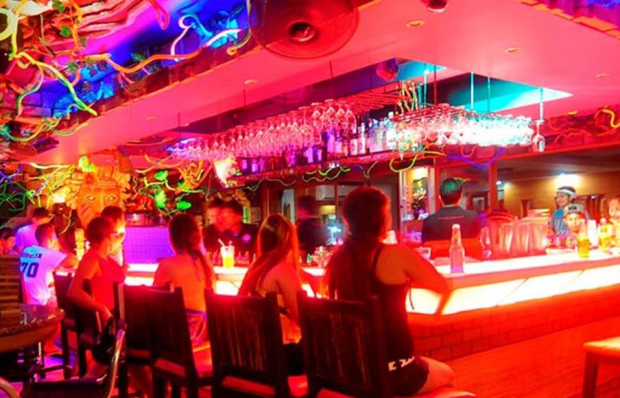 Red Coconut Boracay 4*